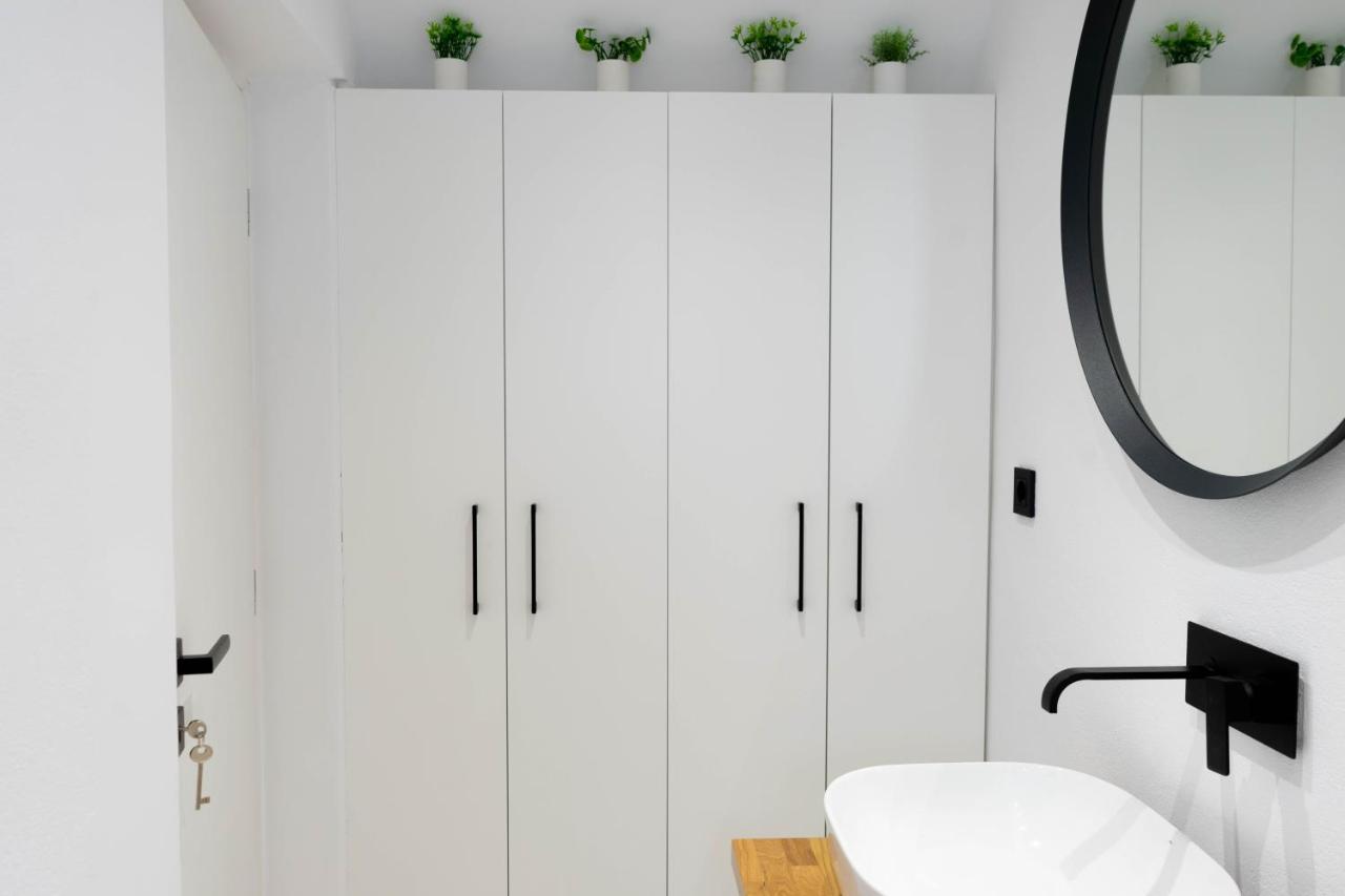 Marilias Luxury Studio Apartment Kíssamos Eksteriør bilde